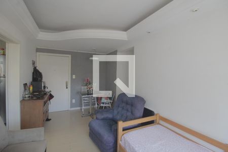 Sala de apartamento à venda com 3 quartos, 77m² em Petrópolis, Porto Alegre