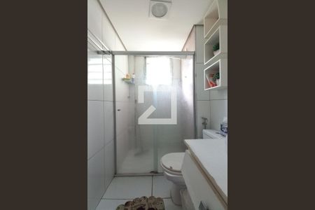 Apartamento à venda com 56m², 2 quartos e 1 vaga Apartamento à venda com 56m², 2 quartos e 1 vagaBanheiro