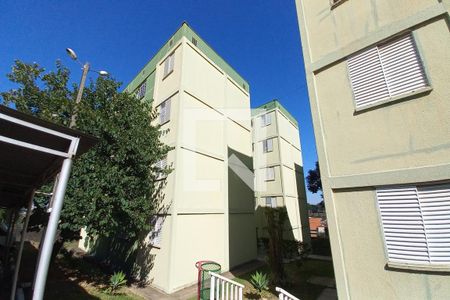 Apartamento à venda com 56m², 2 quartos e 1 vaga Apartamento à venda com 56m², 2 quartos e 1 vagaFachada do bloco