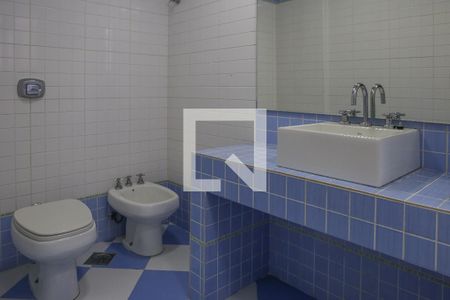 Apartamento à venda com 120m², 3 quartos e 2 vagasBanheiro da Suíte
