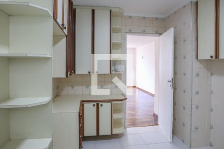 Apartamento à venda com 120m², 3 quartos e 2 vagasCozinha