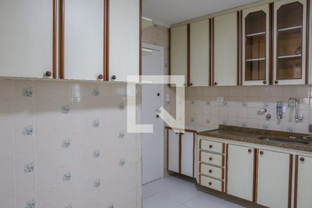 Apartamento à venda com 120m², 3 quartos e 2 vagasCozinha