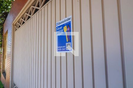 Casa à venda com 600m², 6 quartos e 4 vagasFachada