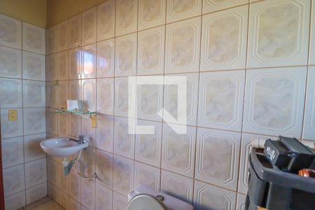 Casa à venda com 600m², 6 quartos e 4 vagasBanheiro