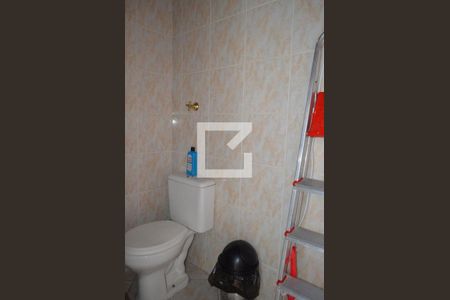 Casa à venda com 310m², 5 quartos e 3 vagasBanheiro