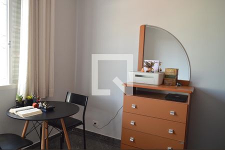 Casa à venda com 310m², 5 quartos e 3 vagasQuarto 6