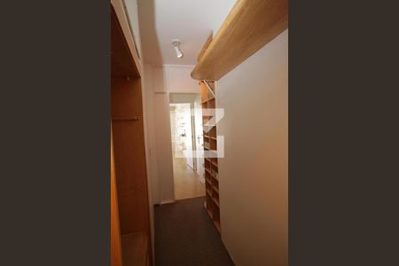 Apartamento para alugar com 75m², 1 quarto e 1 vagaCloset do quarto