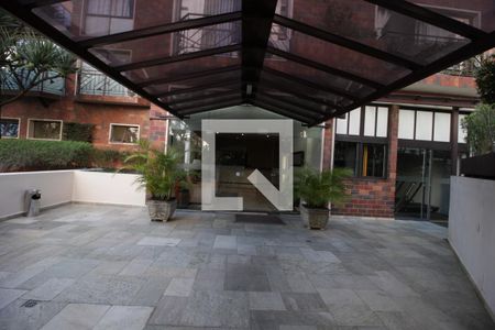 Apartamento para alugar com 75m², 1 quarto e 1 vagaEntrada