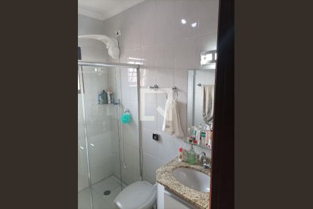 Casa à venda com 200m², 3 quartos e 6 vagasBanheiro 2