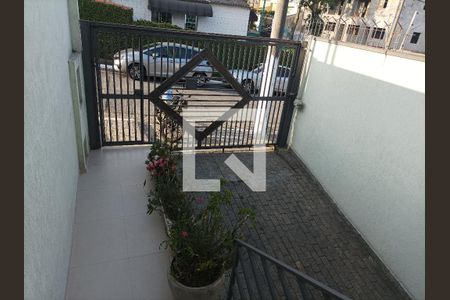 Casa à venda com 200m², 3 quartos e 6 vagasEntrada