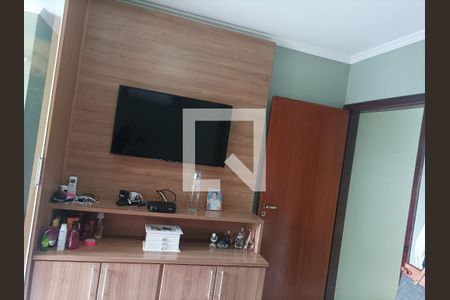 Casa à venda com 200m², 3 quartos e 6 vagasQuarto 01 Suíte