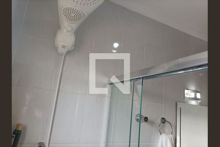 Casa à venda com 200m², 3 quartos e 6 vagasBanheiro 2