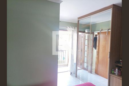 Casa à venda com 200m², 3 quartos e 6 vagasQuarto 01 Suíte