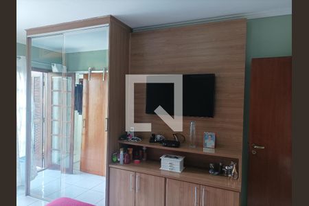 Casa à venda com 200m², 3 quartos e 6 vagasQuarto 01 Suíte