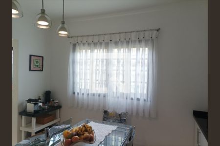 Casa à venda com 200m², 3 quartos e 6 vagasCozinha