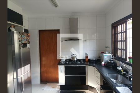 Casa à venda com 200m², 3 quartos e 6 vagasCozinha