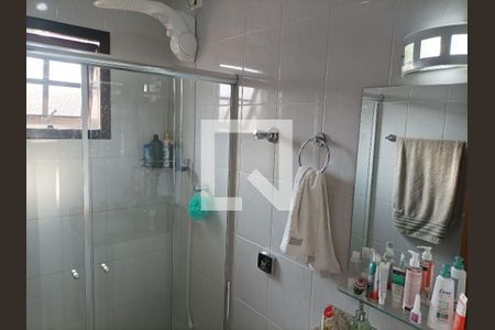 Casa à venda com 200m², 3 quartos e 6 vagasBanheiro 2