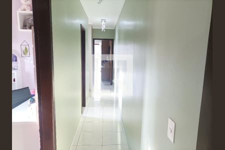 Casa à venda com 200m², 3 quartos e 6 vagasCorredor