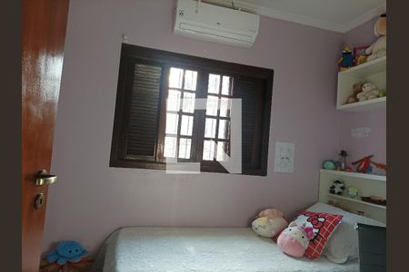 Casa à venda com 200m², 3 quartos e 6 vagasQuarto 02