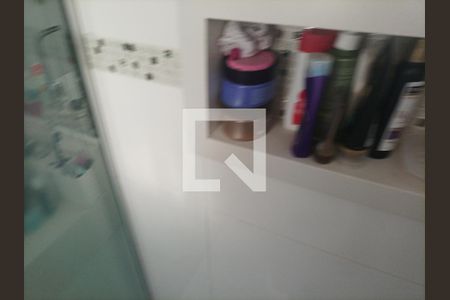 Casa à venda com 200m², 3 quartos e 6 vagasBanheiro 03 Suíte