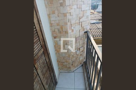 Casa à venda com 200m², 3 quartos e 6 vagasVaranda quarto 01