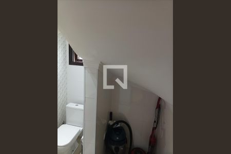 Casa à venda com 200m², 3 quartos e 6 vagasLavabo