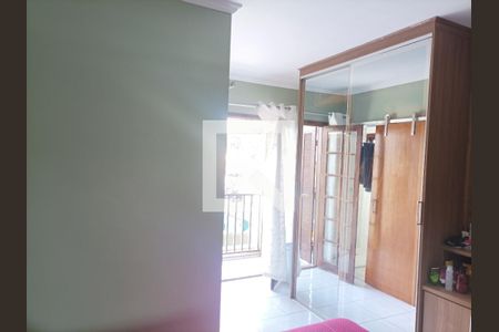 Casa à venda com 200m², 3 quartos e 6 vagasQuarto 01 Suíte