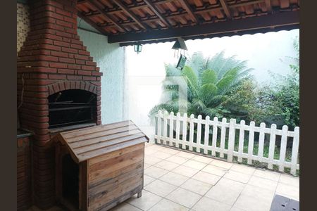 Casa à venda com 200m², 3 quartos e 6 vagasÁrea comum - Churrasqueira