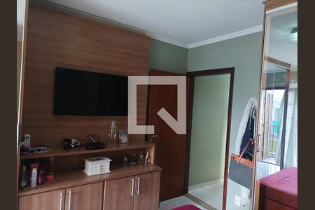 Casa à venda com 200m², 3 quartos e 6 vagasQuarto 01 Suíte