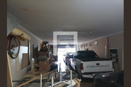 Casa à venda com 200m², 3 quartos e 6 vagasGaragem