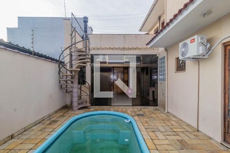 Casa à venda com 240m², 4 quartos e 2 vagasQuintal