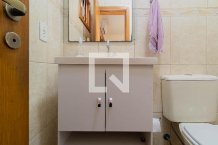 Casa à venda com 240m², 4 quartos e 2 vagasLavabo