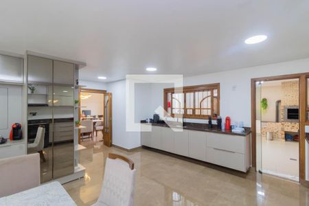 Casa à venda com 240m², 4 quartos e 2 vagasCozinha