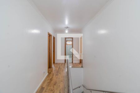 Casa à venda com 240m², 4 quartos e 2 vagasHall 