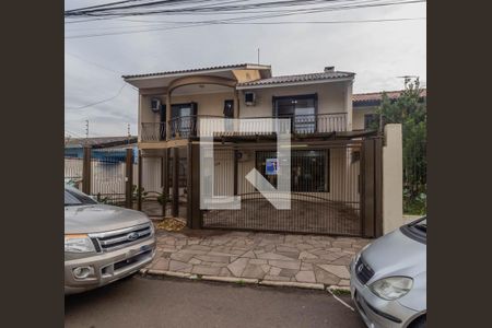 Casa à venda com 240m², 4 quartos e 2 vagasFachada
