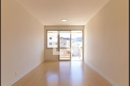 Sala  de apartamento para alugar com 2 quartos, 124m² em Flamengo, Rio de Janeiro