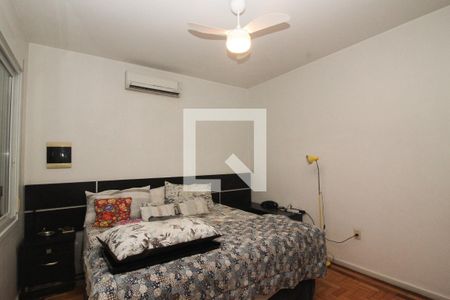 Casa à venda com 70m², 3 quartos e 3 vagas Casa à venda com 70m², 3 quartos e 3 vagasQuarto 1