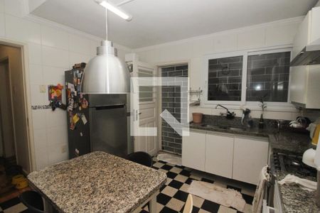 Casa à venda com 70m², 3 quartos e 3 vagas Casa à venda com 70m², 3 quartos e 3 vagasCozinha