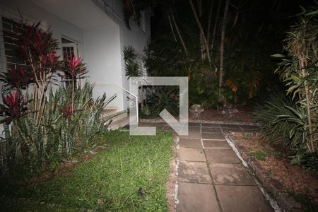 Casa à venda com 70m², 3 quartos e 3 vagas Casa à venda com 70m², 3 quartos e 3 vagasJardim