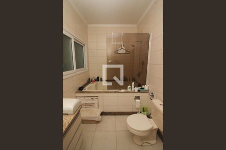 Casa à venda com 70m², 3 quartos e 3 vagas Casa à venda com 70m², 3 quartos e 3 vagasBanheiro Social