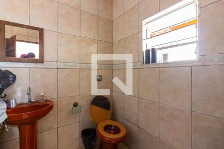 Casa à venda com 300m², 3 quartos e 6 vagasBanheiro de Serviço