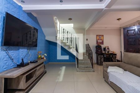 Sala  de casa à venda com 3 quartos, 300m² em Quitaúna, Osasco