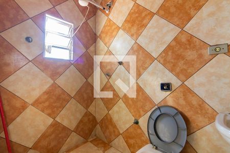 Casa à venda com 300m², 3 quartos e 6 vagasBanheiro da Suíte 2