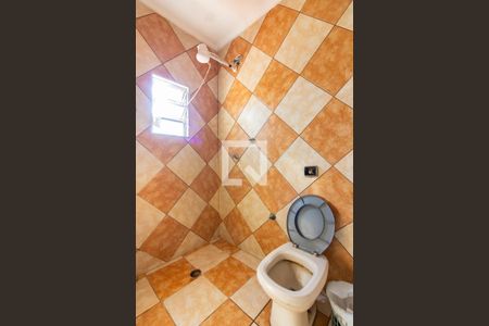 Casa à venda com 300m², 3 quartos e 6 vagasBanheiro da Suíte 2