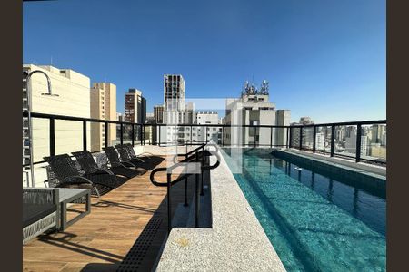 Studio à venda com 18m², 1 quarto e sem vagaÁrea comum - Piscina