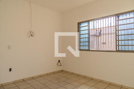 Sala de casa para alugar com 3 quartos, 110m² em Parque Residencial Vila União, Campinas
