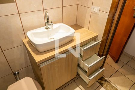 Casa para alugar com 110m², 3 quartos e 3 vagas Casa para alugar com 110m², 3 quartos e 3 vagasBanheiro