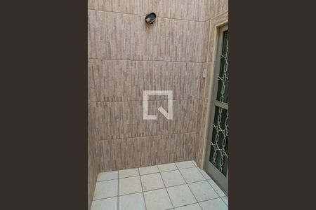 Casa para alugar com 110m², 3 quartos e 3 vagas Casa para alugar com 110m², 3 quartos e 3 vagasQuarto 1