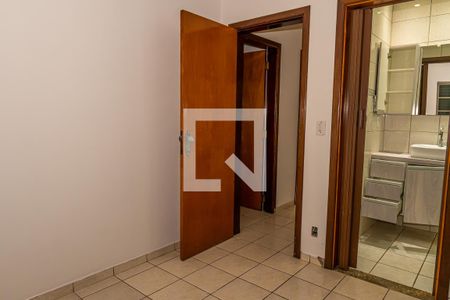 Casa para alugar com 110m², 3 quartos e 3 vagas Casa para alugar com 110m², 3 quartos e 3 vagasSuíte