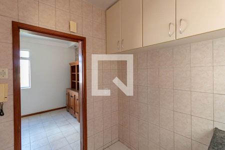 Apartamento à venda com 60m², 2 quartos e 1 vaga Apartamento à venda com 60m², 2 quartos e 1 vagaCozinha e Área de Serviço